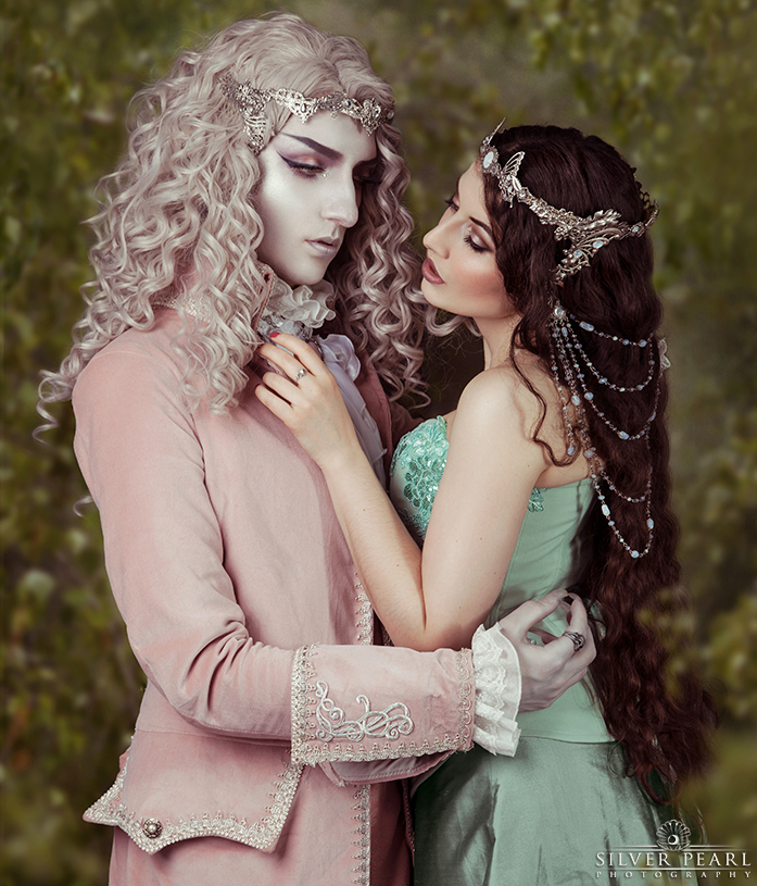 Both models La Esmeralda and Valentin Lucien Winter posing like prince and princess with their elven crowns made by A Mon Seul Désir Boutique