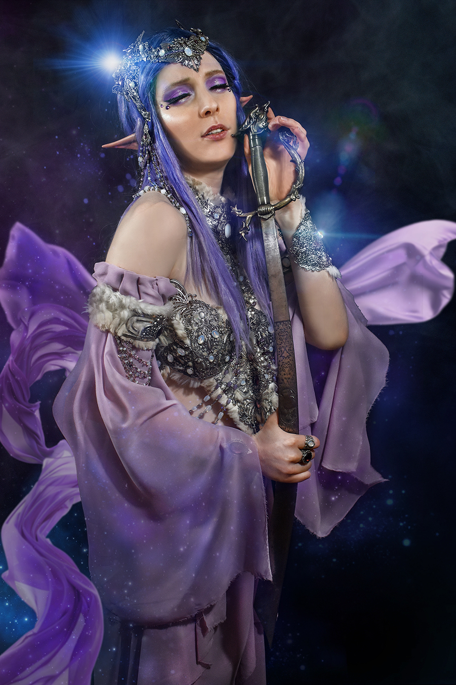 jeune femme elfe avec robe elfique