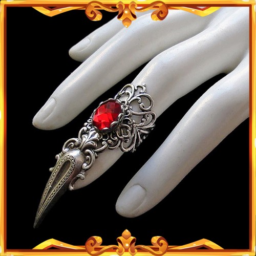 Gothic Claw Ring "Ruby Red"
