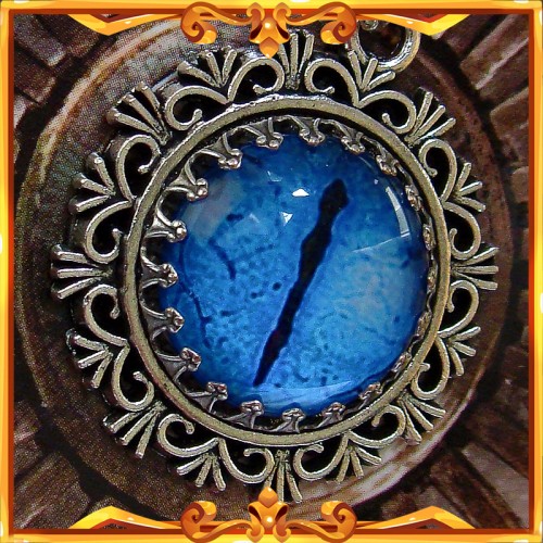 "Tintaglia" Dragon's Eye Necklace