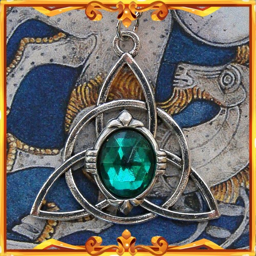 Celtic Necklace "Triquetra" Emerald