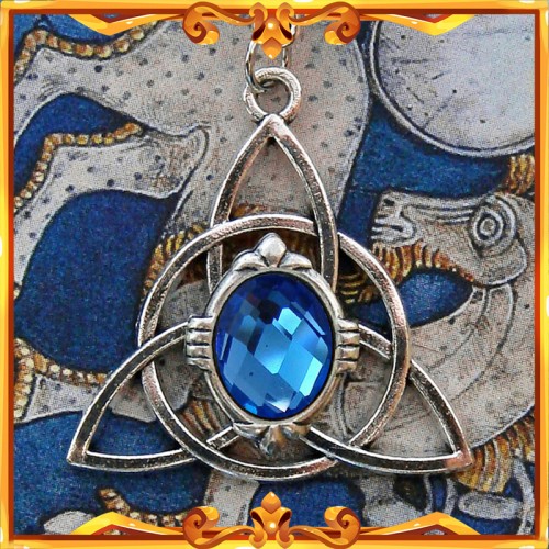 Celtic Necklace "Triquetra" Sapphire