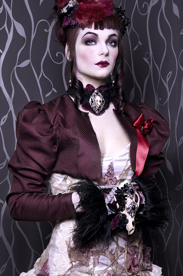 Vanity Memento Mori Shooting 2010 Julie De Moura Aurore Petite Sukub Dita MakeUp Adelheid Creations A Mon Seul Désir