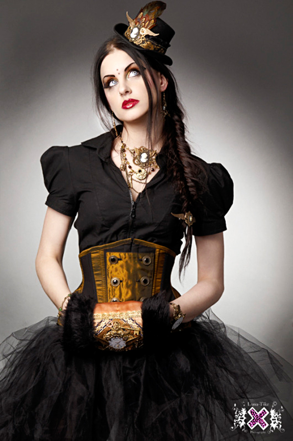 Steampunk Style Shooting 2010 Julie De Moura Venus XIII Dita MakeUp Adelheid Creations A Mon Seul Désir