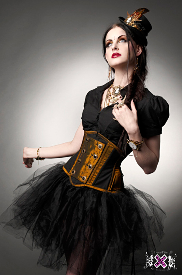 Steampunk Style Shooting 2010 Julie De Moura Venus XIII Dita MakeUp Adelheid Creations A Mon Seul Désir