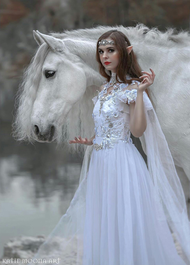 photoshoot 2020 White Horse FairyTale