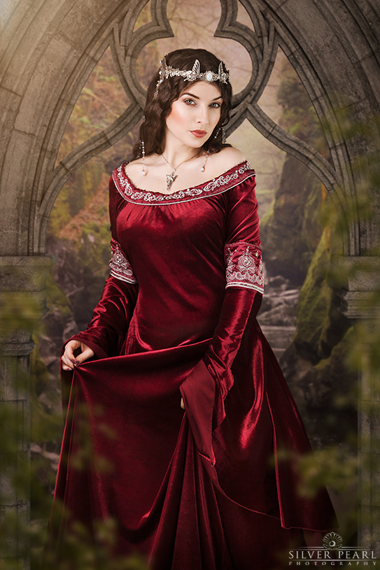 Shooting Arwen LOTR 2018 Silver Pearl La Esmeralda Gewandfantasien A Mon Seul Désir