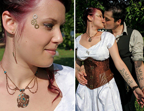 Alison et son collier Steampunk cuivre