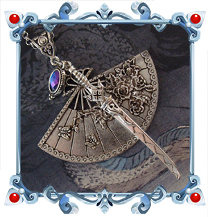 kunoichi necklace : feminine fan and katana jewelry for ninja women