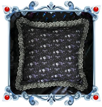 gothic Cushion Cover for your witchy cottage !