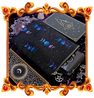 Triple Moon Fabric phone cover : the perfect gift for gothic and wiccan people !