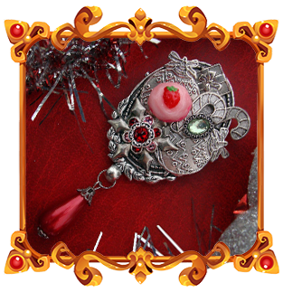 This brooch is the perfect gift for festive Christmas's Eve !
