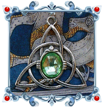 Collier Celtique vert avec pendentif Triquetra argenté