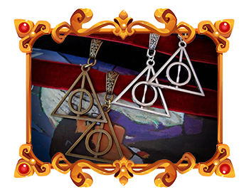 collier symbole trois reliques magique